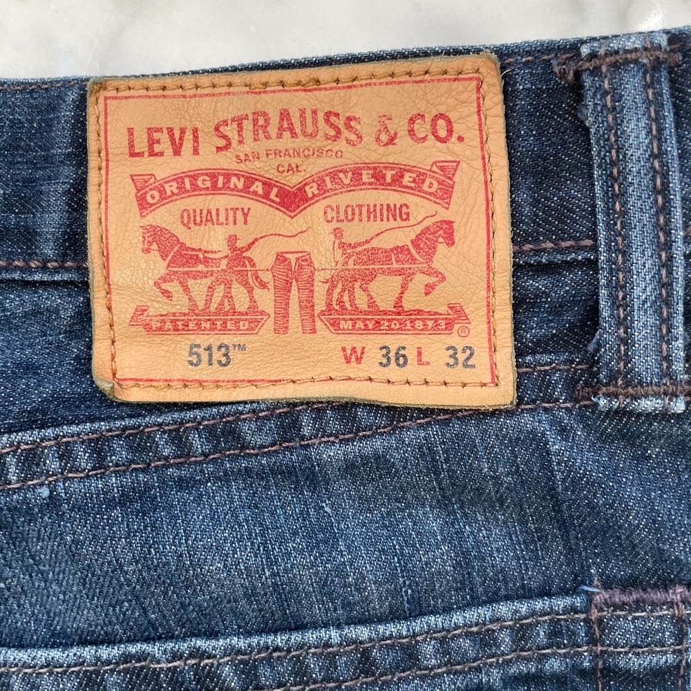 LEVI'S 513 {36W/32L} Jeans Slim Straight Dk Blue NOTE: these fit more like 34x32